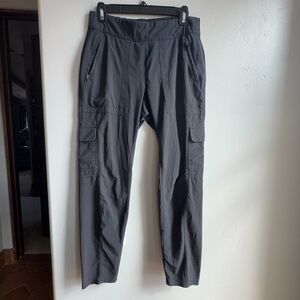 Athleta Black Cargo Utility Pants Stretch Travel Athleisure Gorpcore S Active
